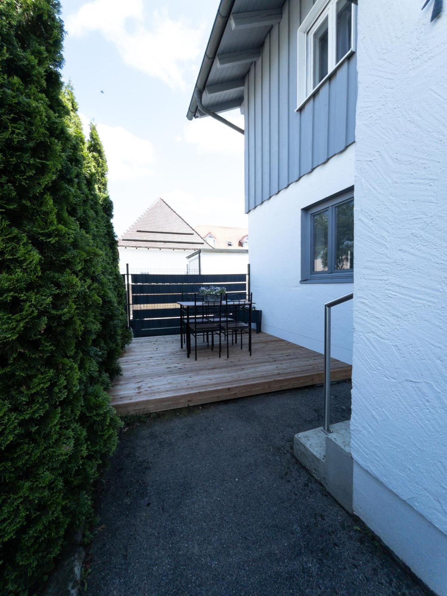 Fewo-Lavees Moderne Zentrale Fewo Nahe Omv Wacker Kliniken Burg -Eigener Eingang-Schluesselloser Check In Burghausen Dış mekan fotoğraf