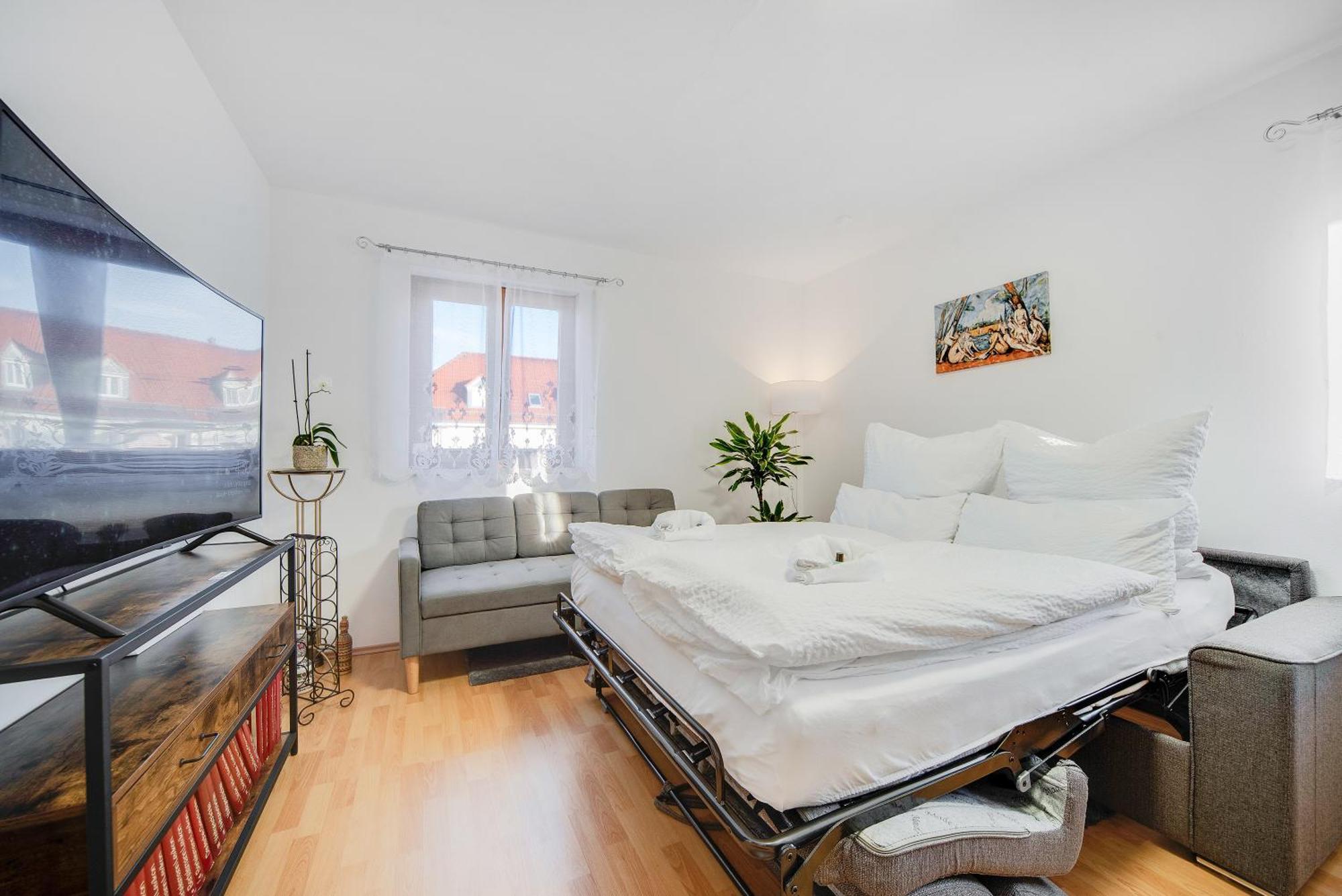 Fewo-Lavees Moderne Zentrale Fewo Nahe Omv Wacker Kliniken Burg -Eigener Eingang-Schluesselloser Check In Burghausen Dış mekan fotoğraf
