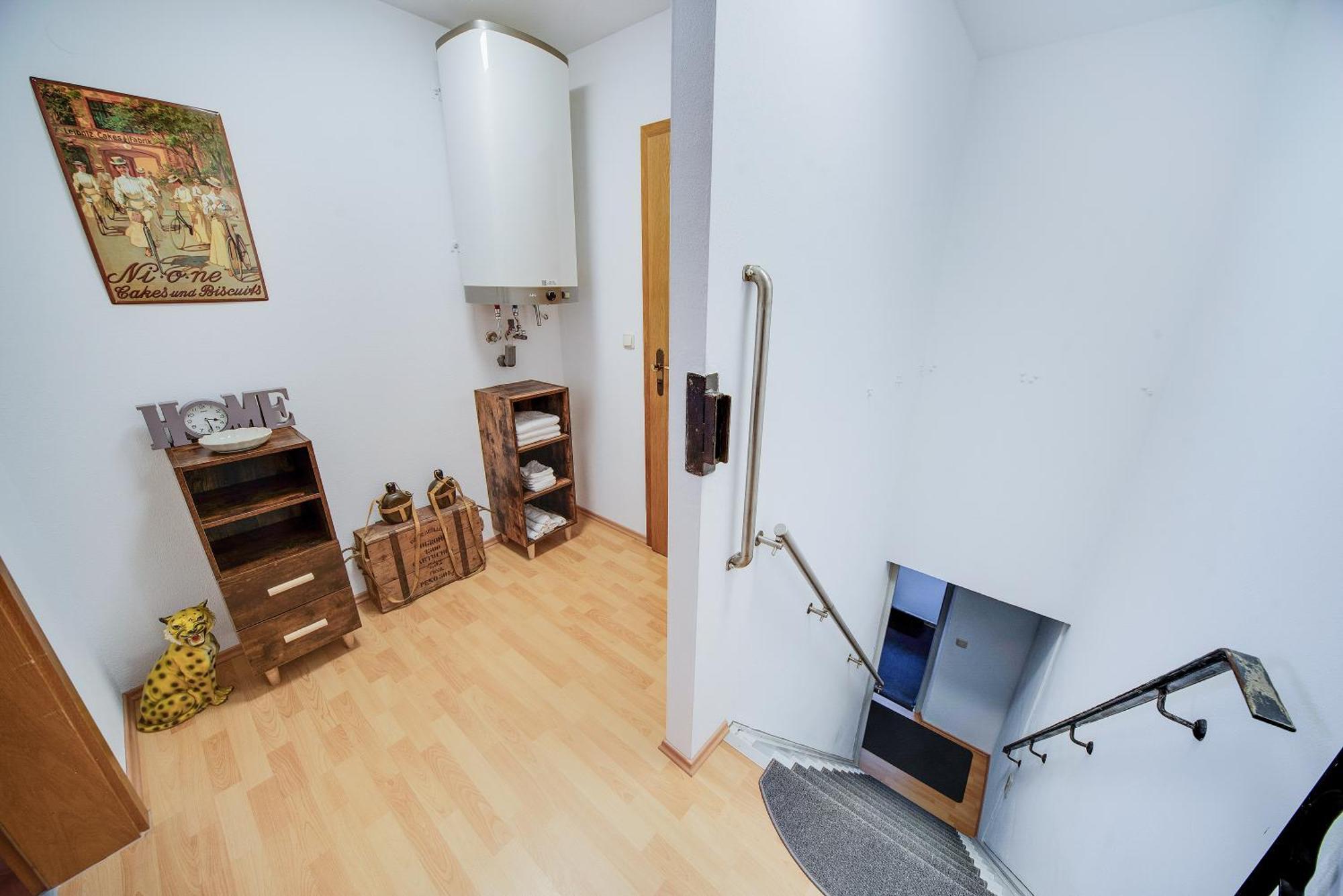 Fewo-Lavees Moderne Zentrale Fewo Nahe Omv Wacker Kliniken Burg -Eigener Eingang-Schluesselloser Check In Burghausen Dış mekan fotoğraf